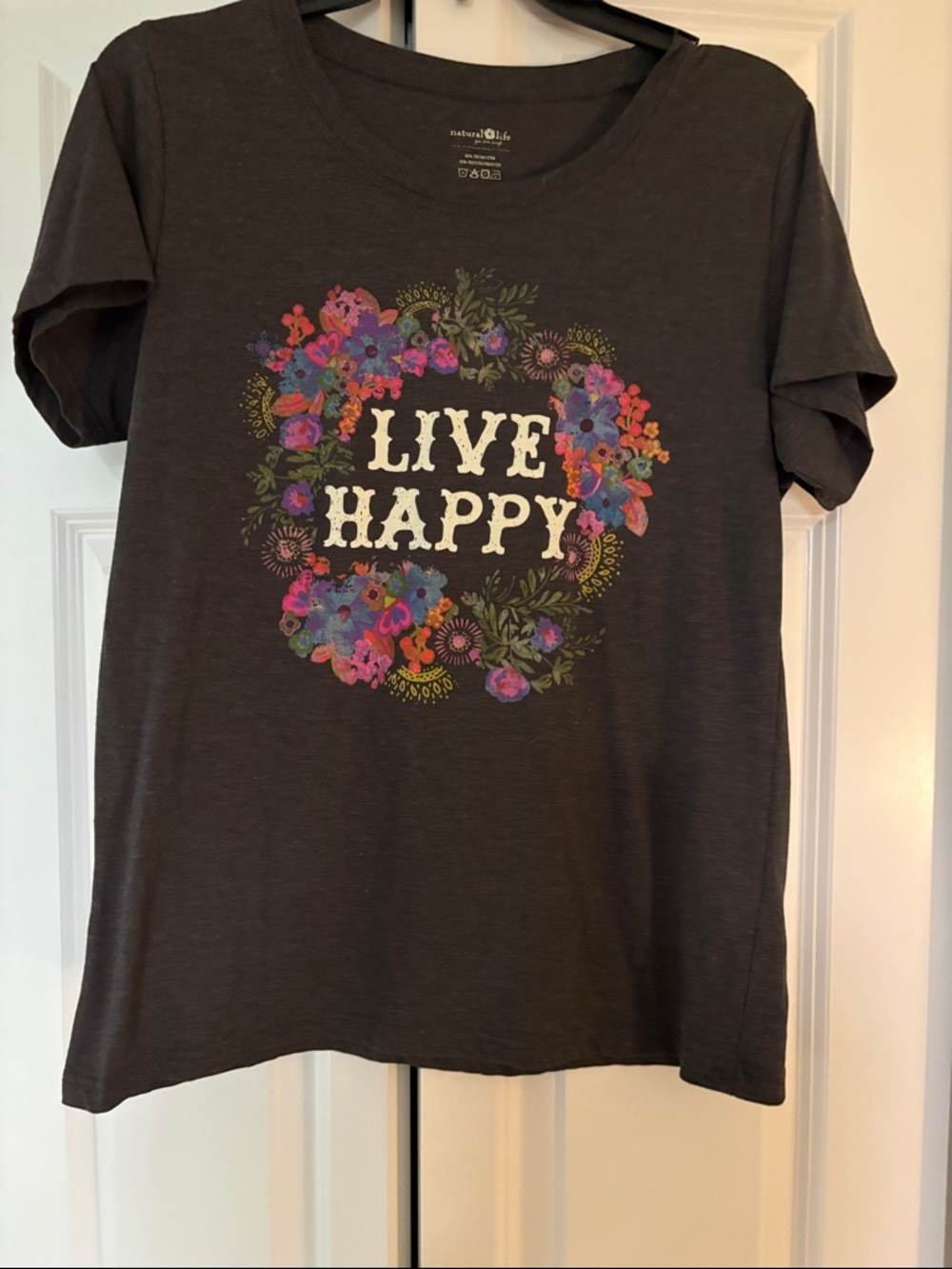 NATURAL LIFE Black Graphic Logo Tee